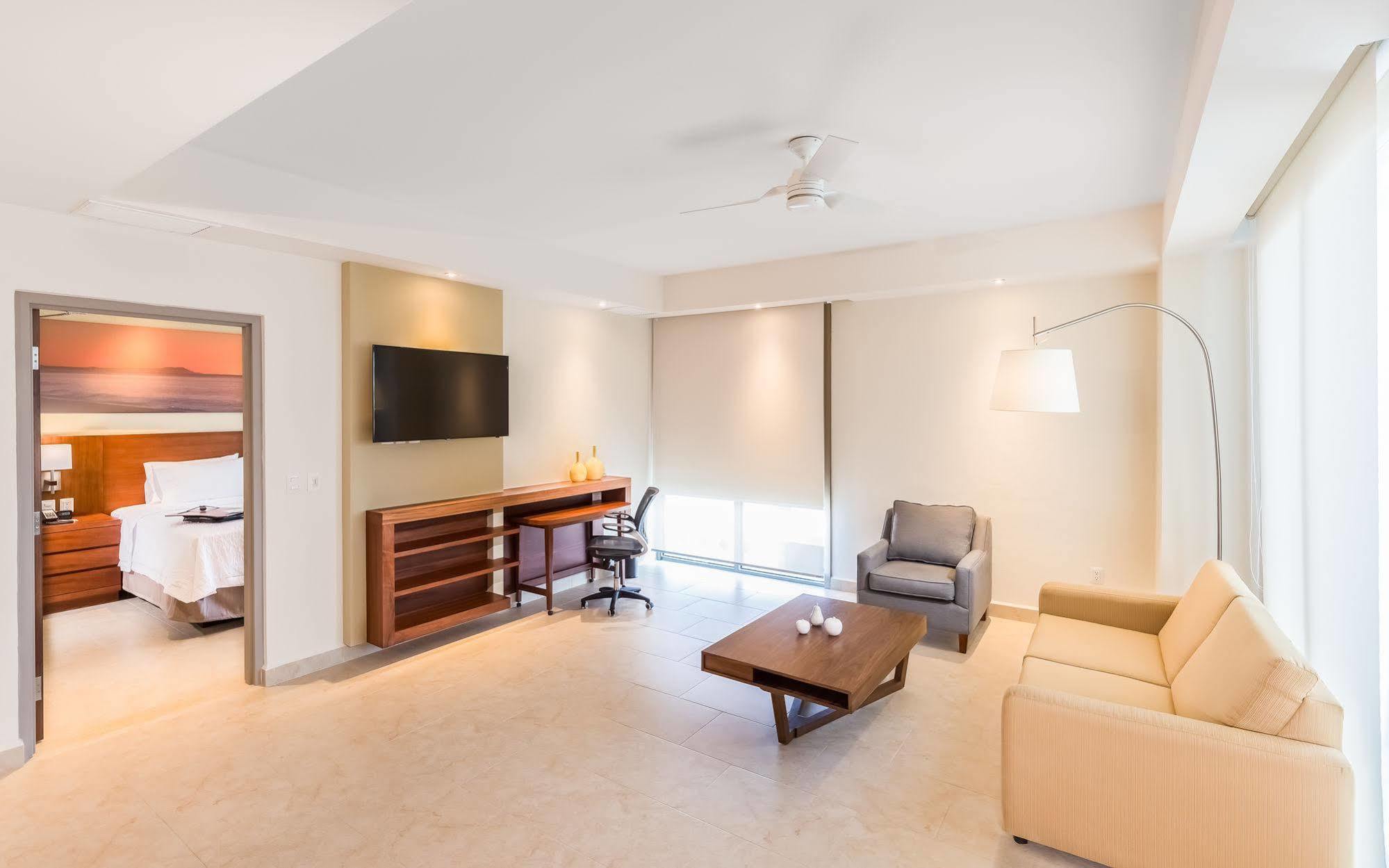 Hampton Inn & Suites By Hilton Los Cabos San José del Cabo Dış mekan fotoğraf